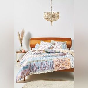 Anthropologie Penrose Paisley Quilt Size Queen New